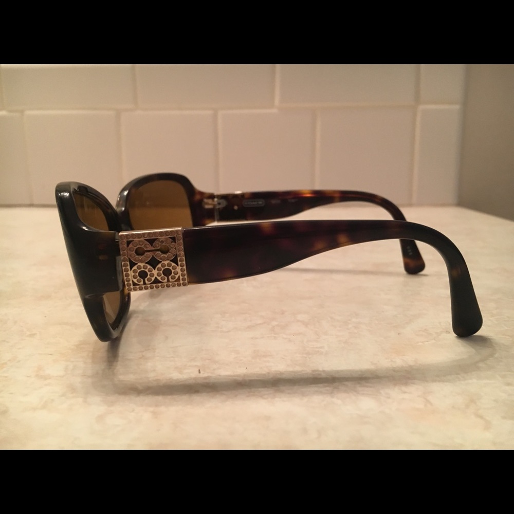 Rare designer Coach Tortoise Sun Glasses - Picture 3 of 6